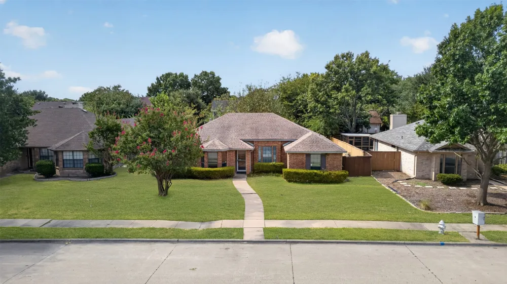 7800 Bucknell Drive Rowlett, TX 75088