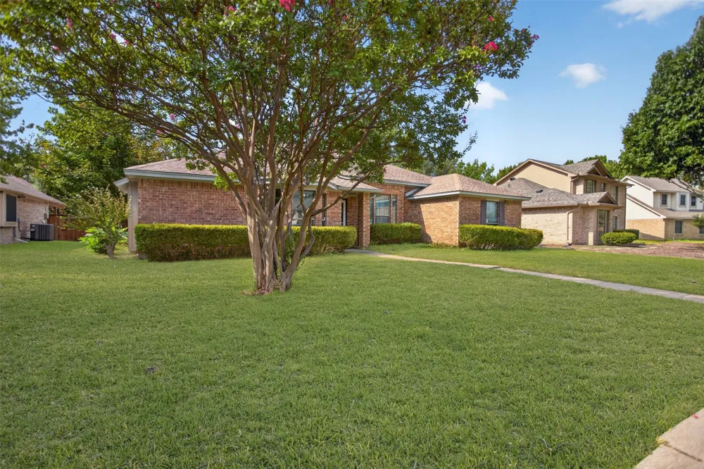 7800 Bucknell Drive Rowlett, TX 75088