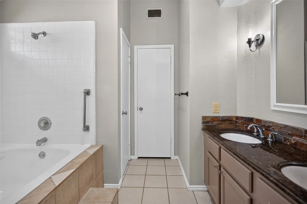 7800 Bucknell Drive Rowlett, TX 75088