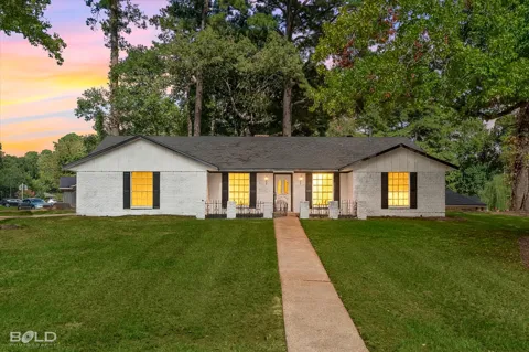 3212 Deerfield Drive