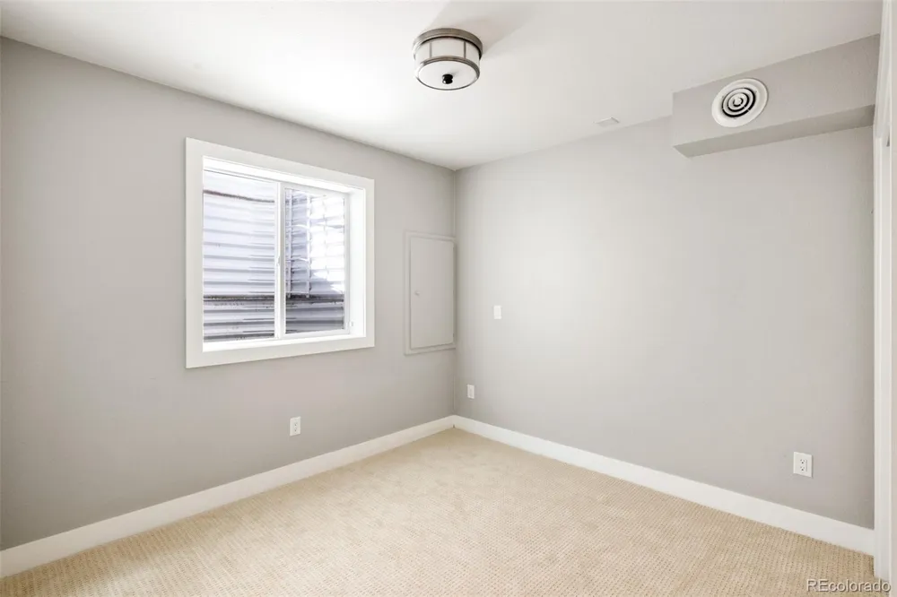 558 Madison Street Denver, CO 80206