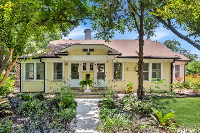 222 REDWOOD ST Alamo Heights, TX 78209