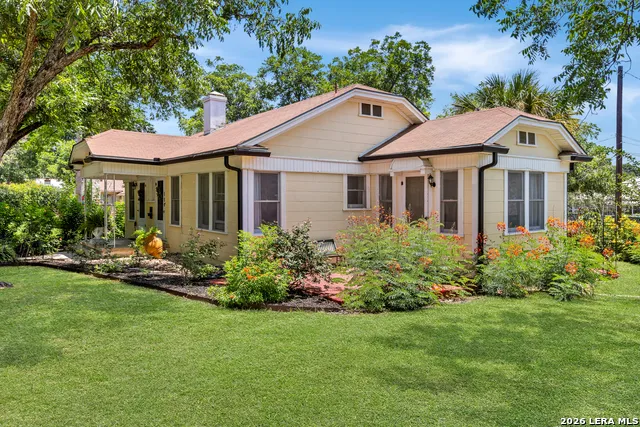 222 REDWOOD ST Alamo Heights, TX 78209