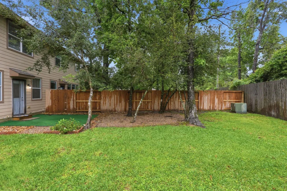 71 S Burberry Park Circle The Woodlands, TX 77382