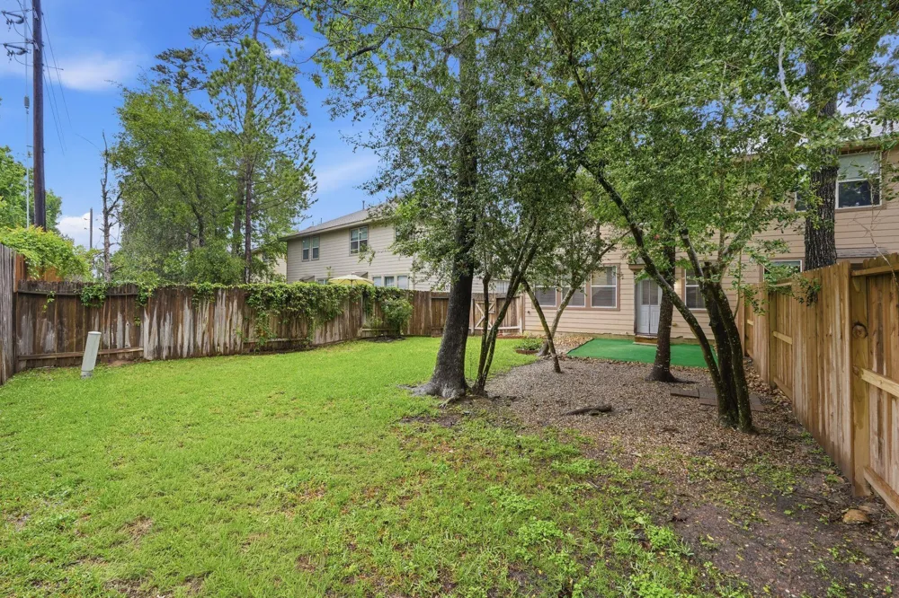 71 S Burberry Park Circle The Woodlands, TX 77382
