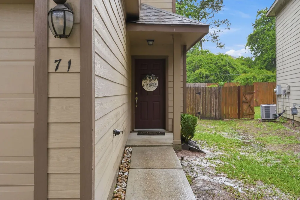 71 S Burberry Park Circle The Woodlands, TX 77382