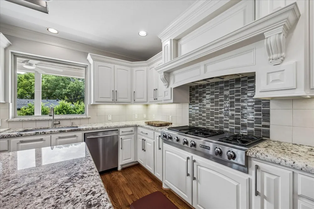 2318 Althea Drive Houston, TX 77018