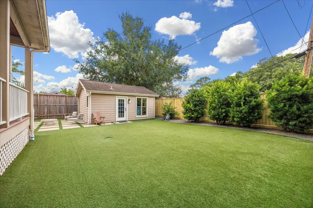 2318 Althea Drive Houston, TX 77018