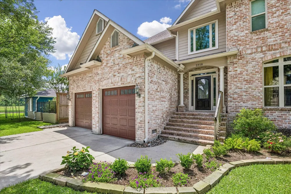 2318 Althea Drive Houston, TX 77018