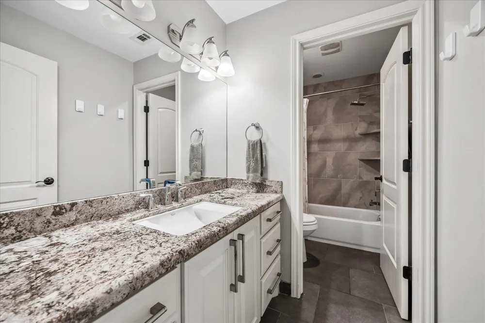 2318 Althea Drive Houston, TX 77018