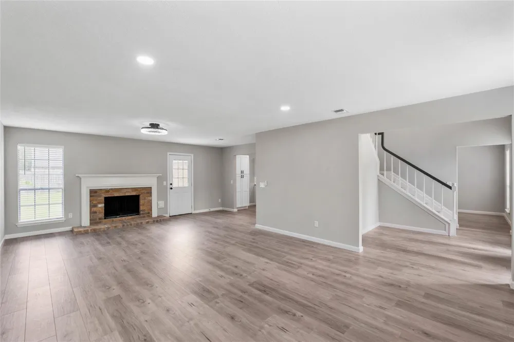 4523 Waterfall Way Sugar Land, TX 77479