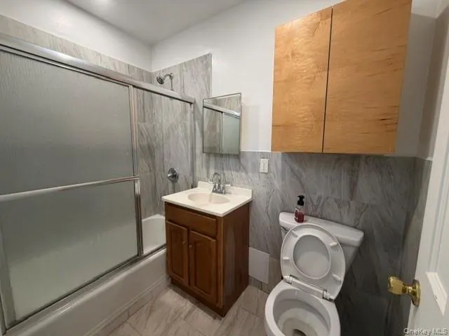 11708 Liberty Avenue Richmond Hill, NY 11419