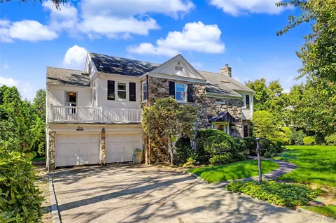 9 Old Pond Road