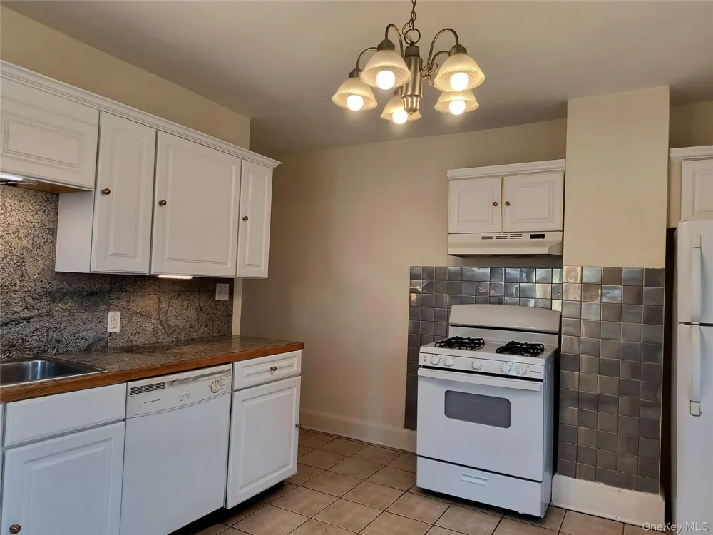 37 Cross Street Beacon, NY 12508