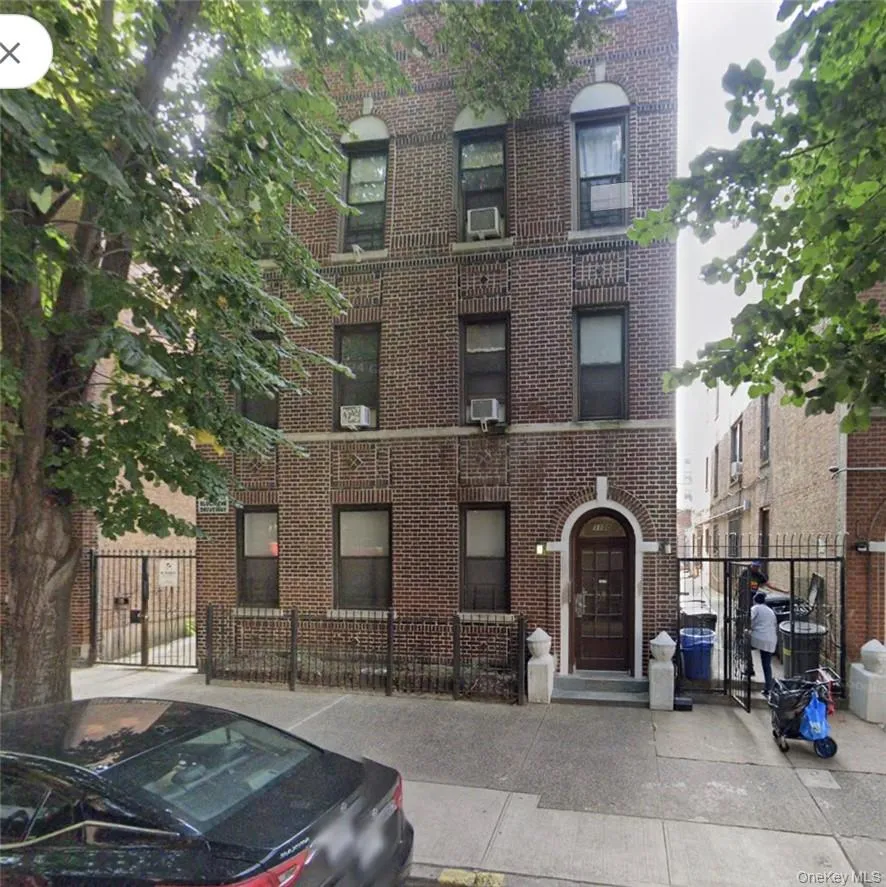 1100 Grant Avenue Bronx, NY 10456