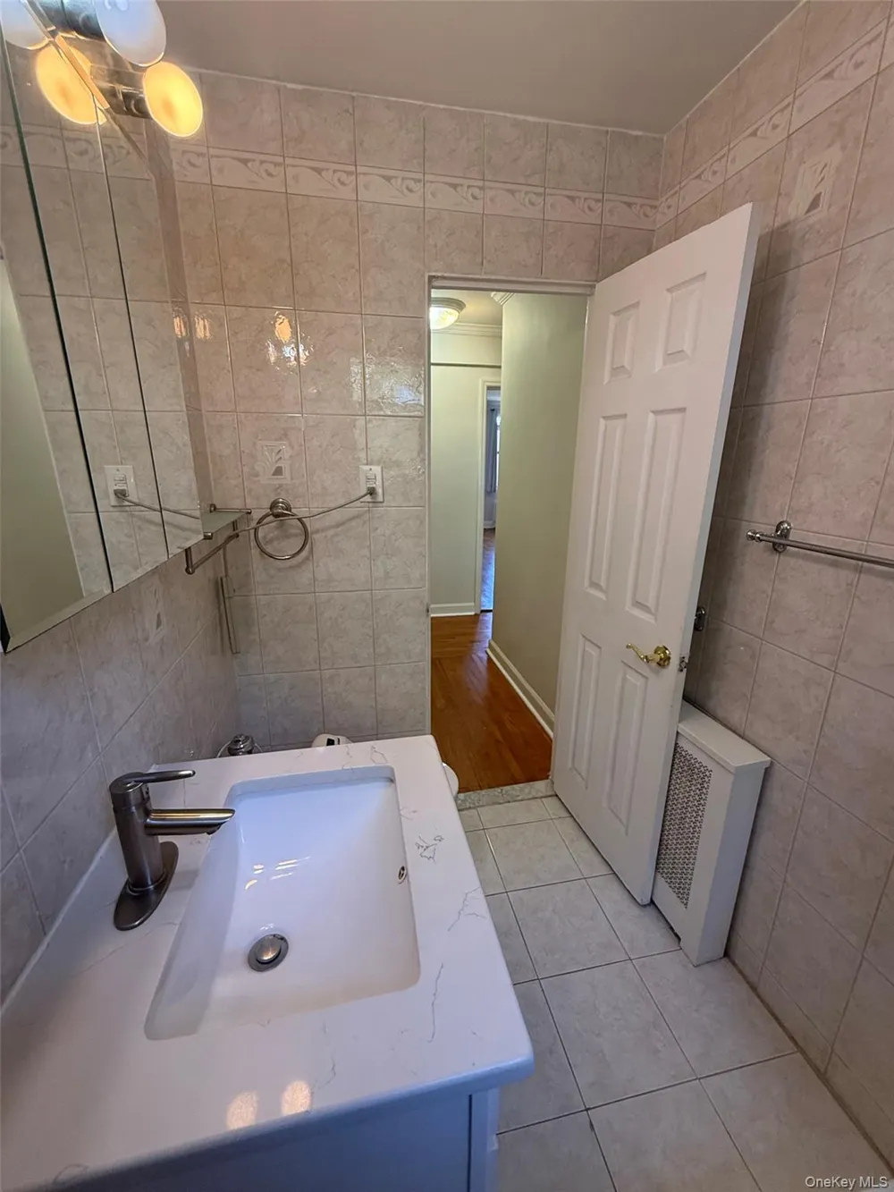 215-19 48th Avenue #2C Oakland Gardens, NY 11364