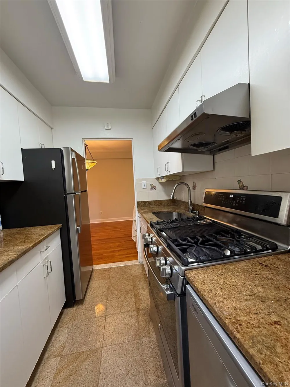215-19 48th Avenue #2C Oakland Gardens, NY 11364
