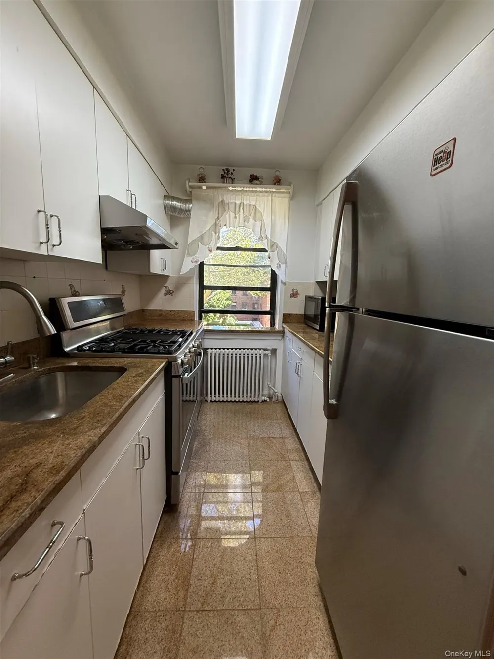 215-19 48th Avenue #2C Oakland Gardens, NY 11364