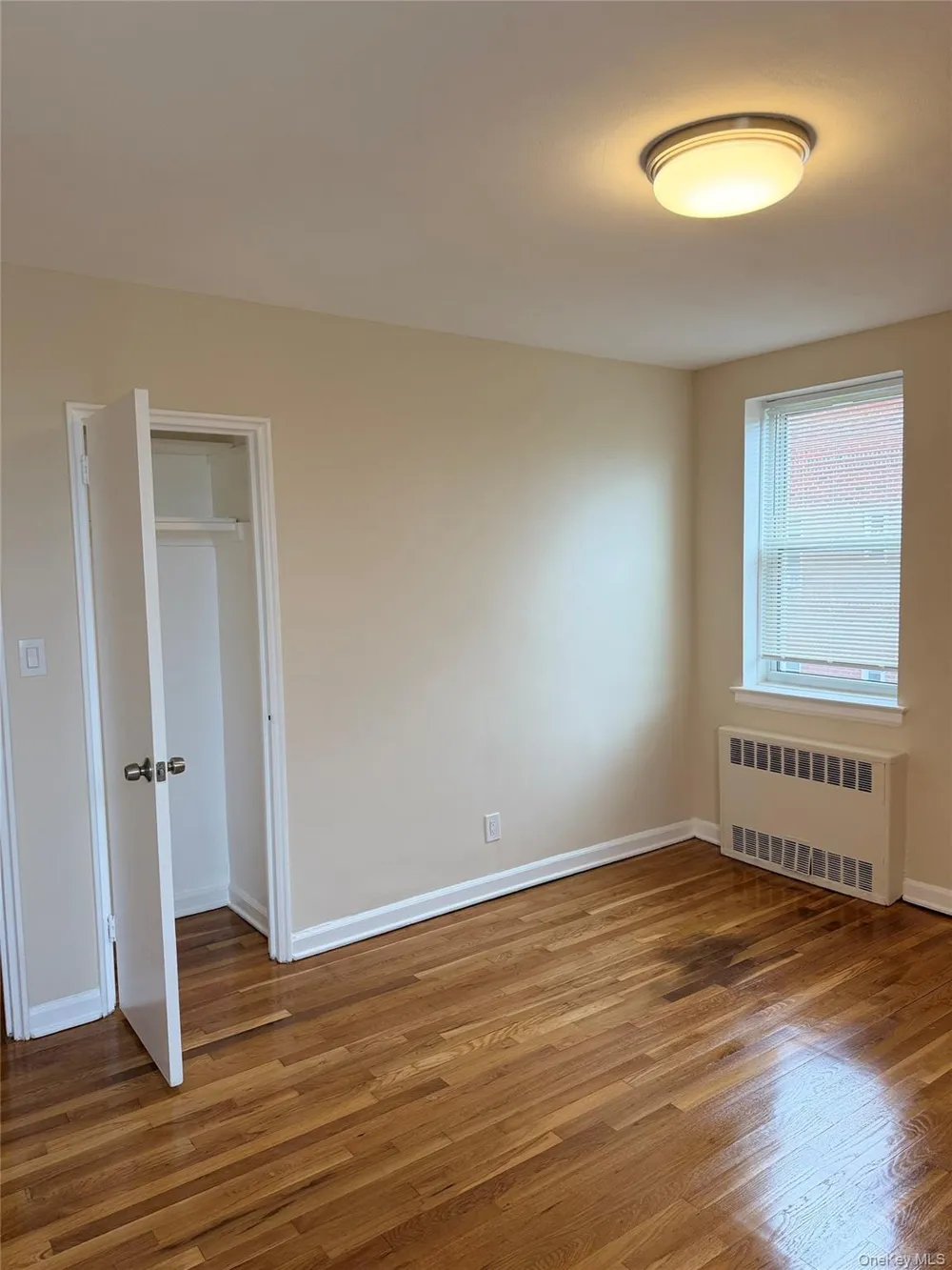 32 Cathedral Avenue #6B Hempstead, NY 11550