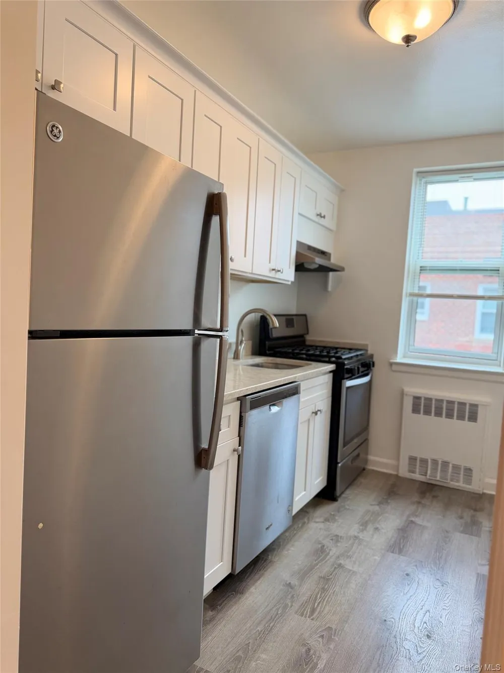 32 Cathedral Avenue #6B Hempstead, NY 11550
