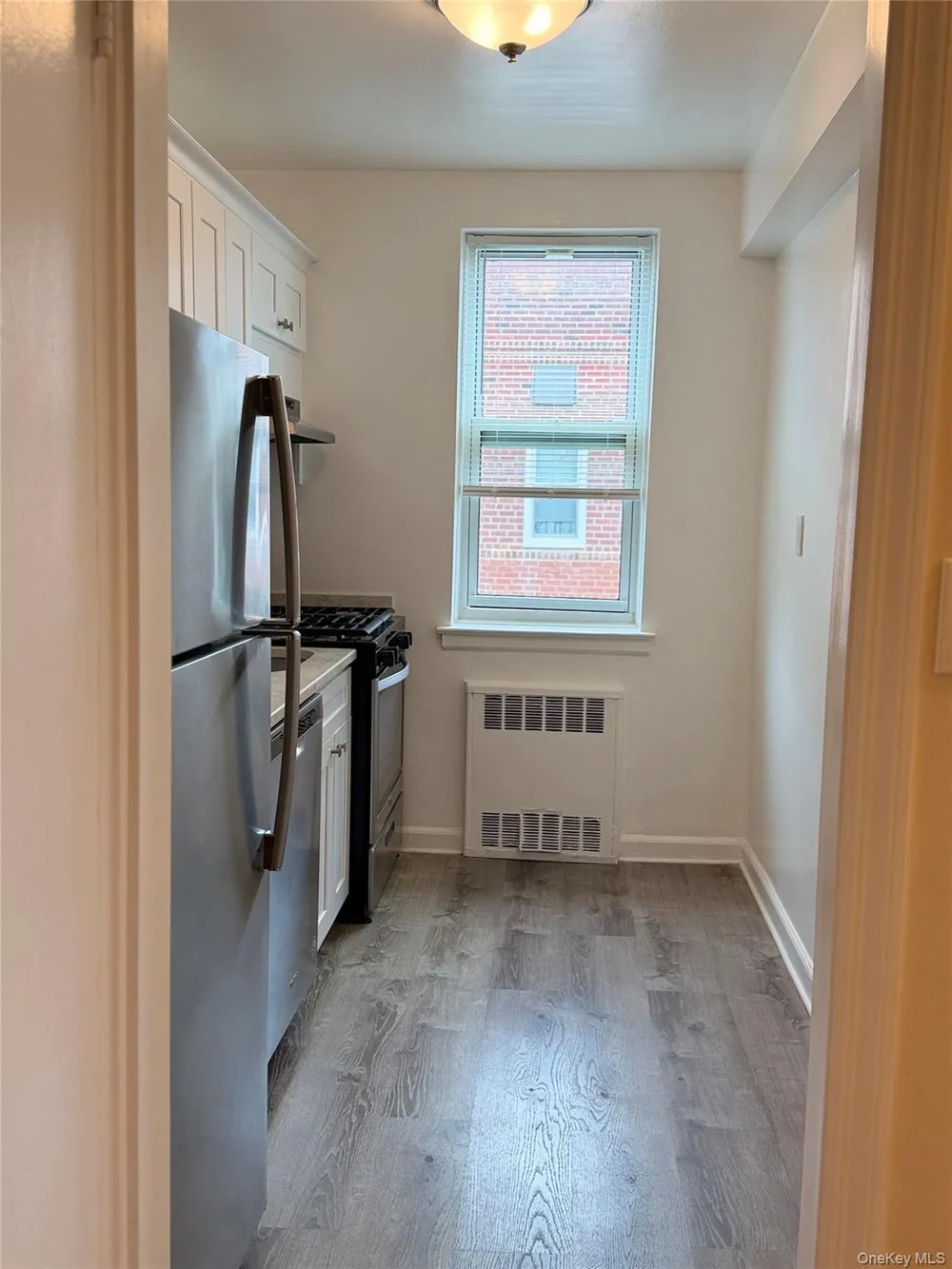 32 Cathedral Avenue #6B Hempstead, NY 11550