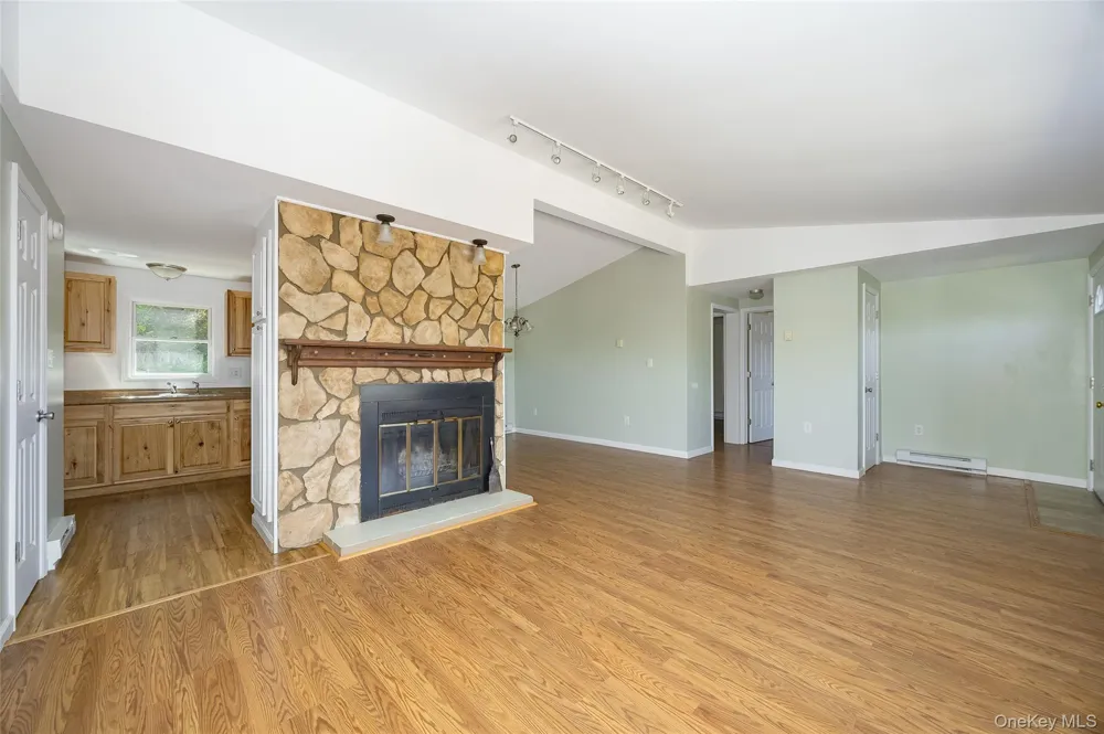 160 Academy Hill Road Red Hook, NY 12571