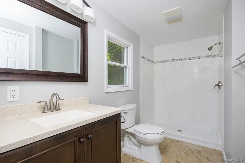 160 Academy Hill Road Red Hook, NY 12571