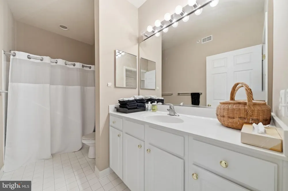 110 CHEVY CHASE STREET #406 Gaithersburg, MD 20878