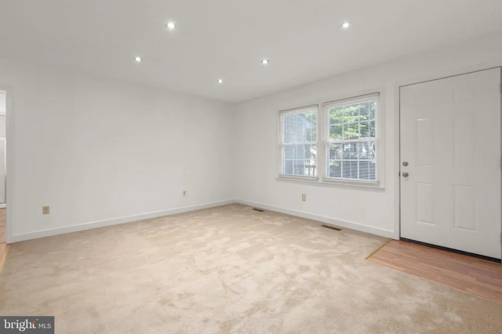 206 HAMPTON DRIVE Spotsylvania, VA 22551