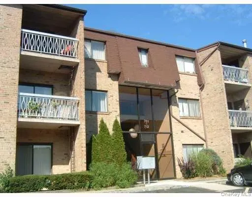 609 Kennedy Dr. Spring Valley, NY 10977