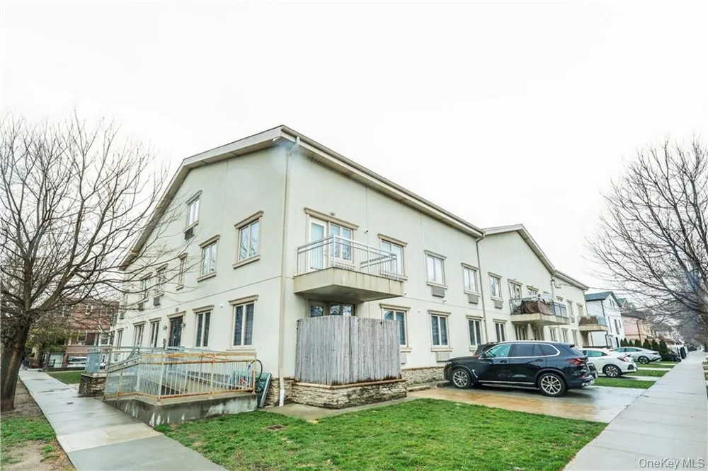 2517 Voorhies Avenue #1C Brooklyn, NY 11235