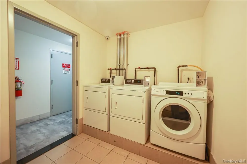 2517 Voorhies Avenue #1C Brooklyn, NY 11235