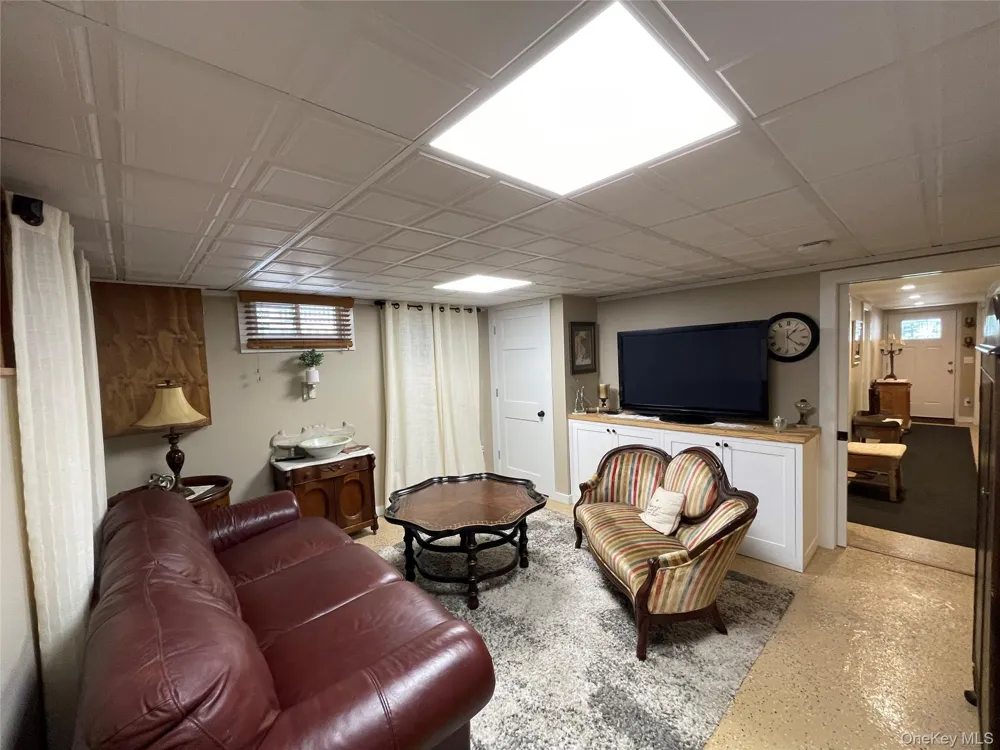 11 Jaspa Road Shelter Island, NY 11964