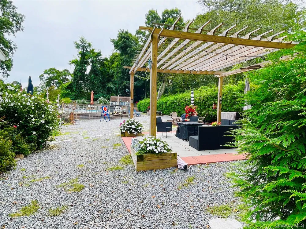 11 Jaspa Road Shelter Island, NY 11964