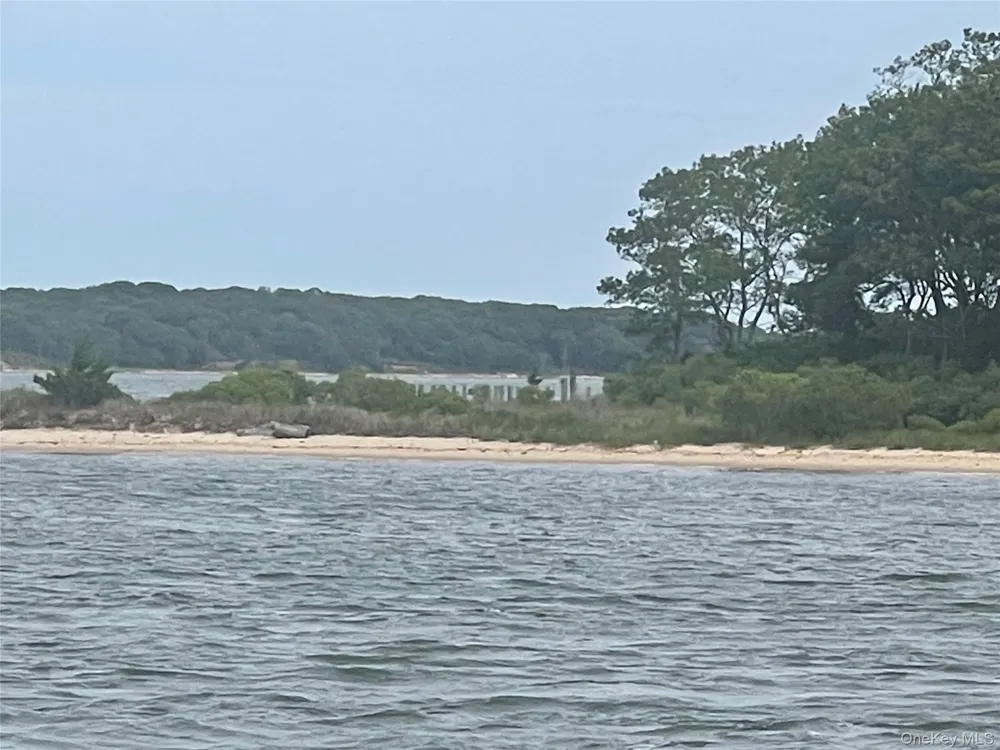 11 Jaspa Road Shelter Island, NY 11964