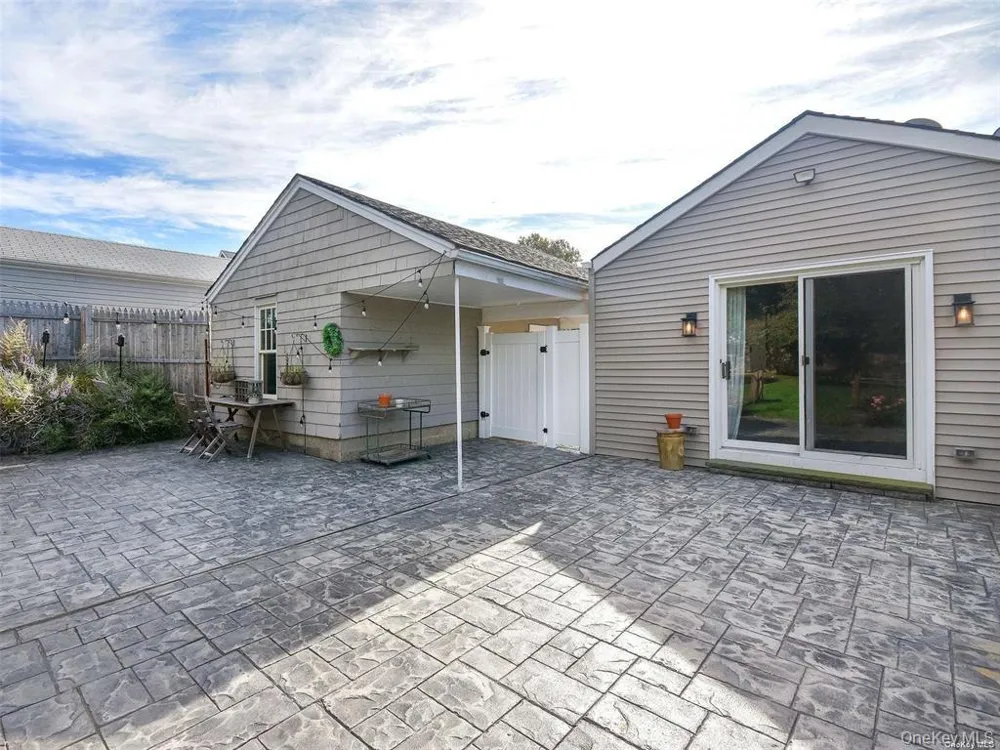 63 Elm Avenue #1 Glen Cove, NY 11542