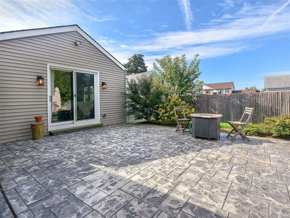 63 Elm Avenue #1 Glen Cove, NY 11542