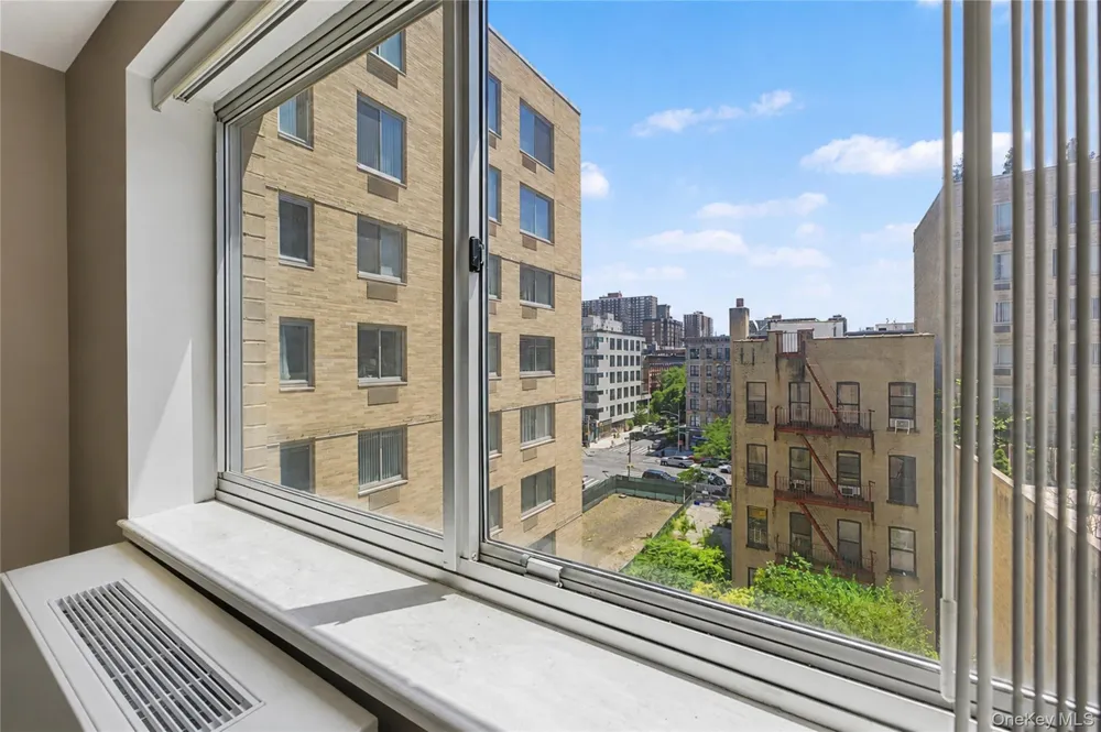 68 Bradhurst Avenue #5W New York (Manhattan), NY 10039