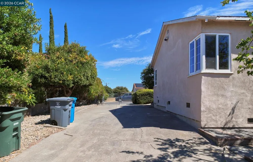 47 Wilshire Ave Vallejo, CA 94591