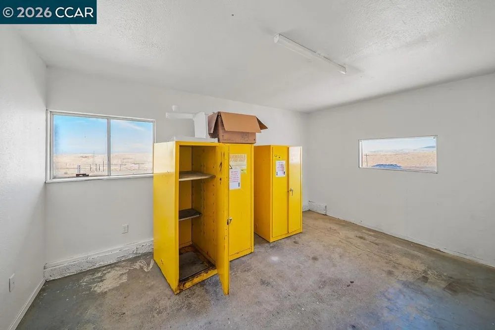 14740 Altamont Pass Rd Mountain House, CA 95391