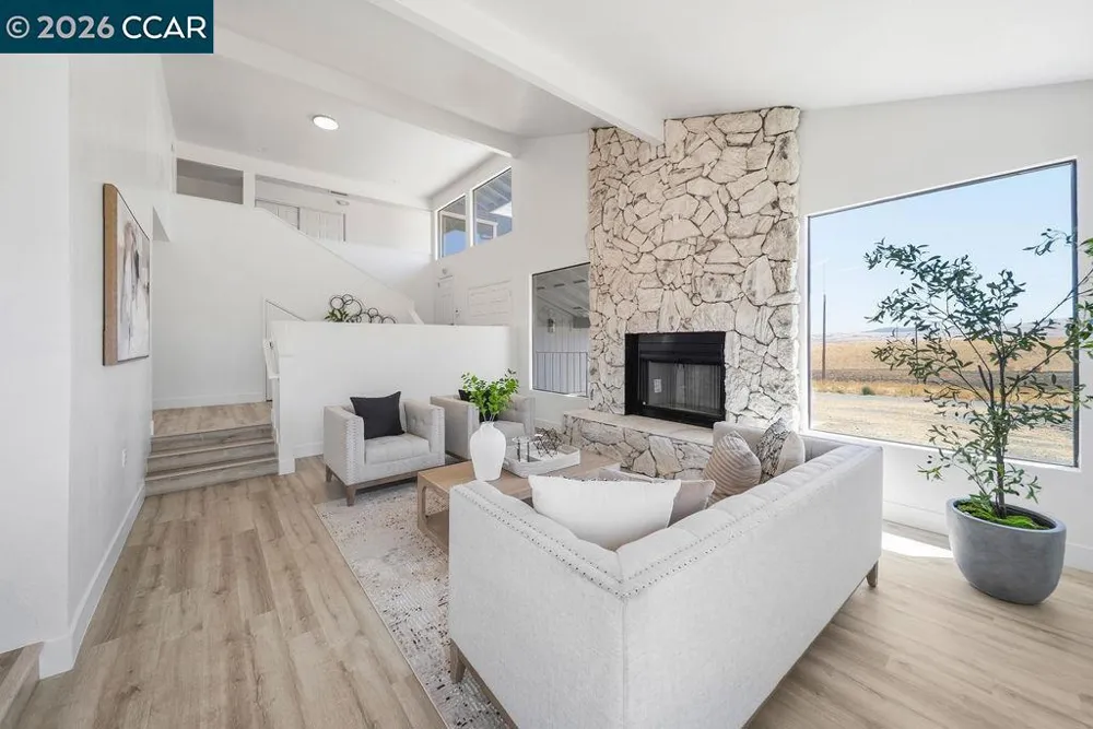 14740 Altamont Pass Rd Mountain House, CA 95391