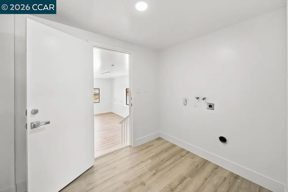 14740 Altamont Pass Rd Mountain House, CA 95391