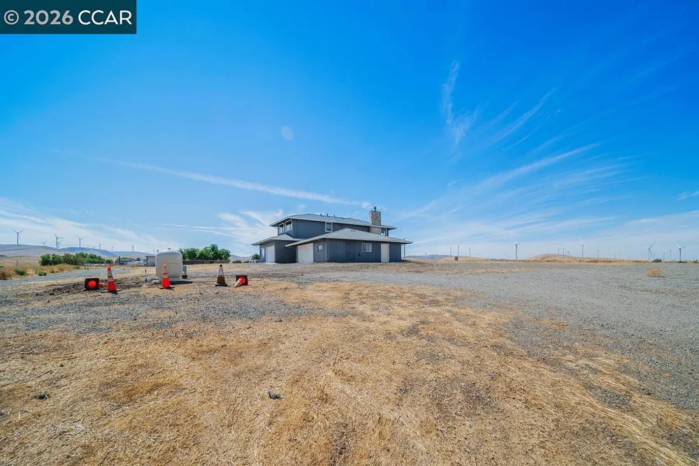 14740 Altamont Pass Rd Mountain House, CA 95391