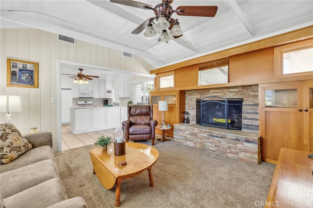2305 Orange Drive W Upland, CA 91784
