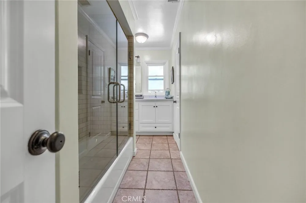 2305 Orange Drive W Upland, CA 91784