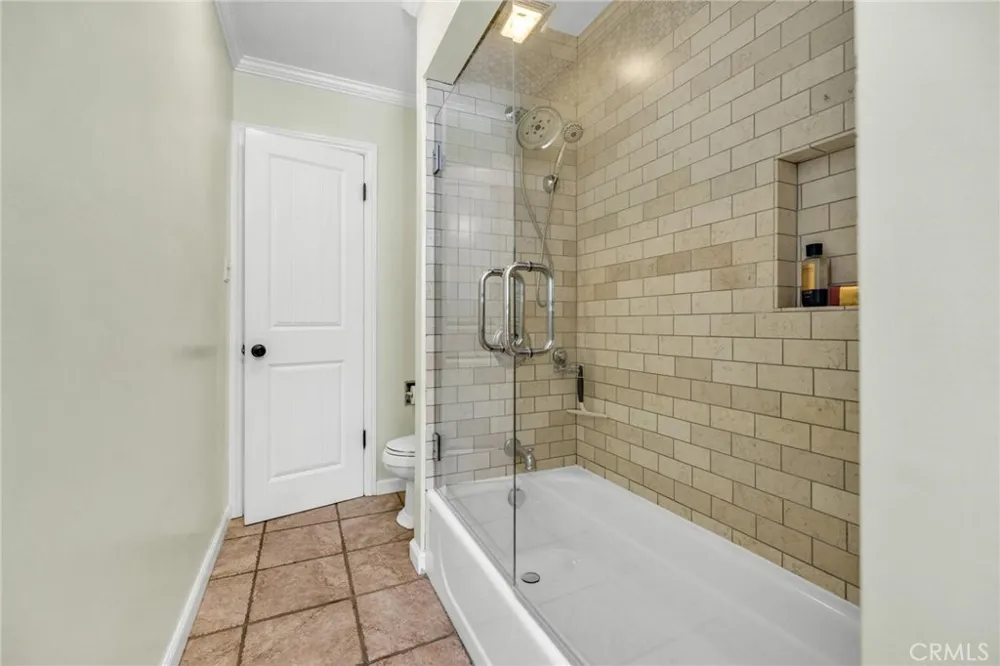 2305 Orange Drive W Upland, CA 91784