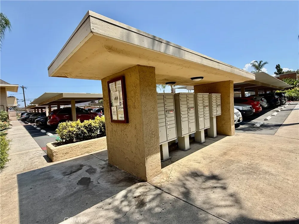 455 Ballantyne #13 El Cajon, CA 92020