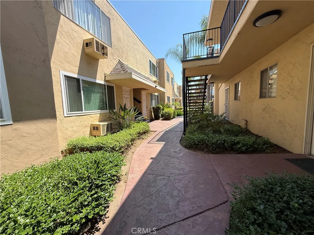 455 Ballantyne #13 El Cajon, CA 92020