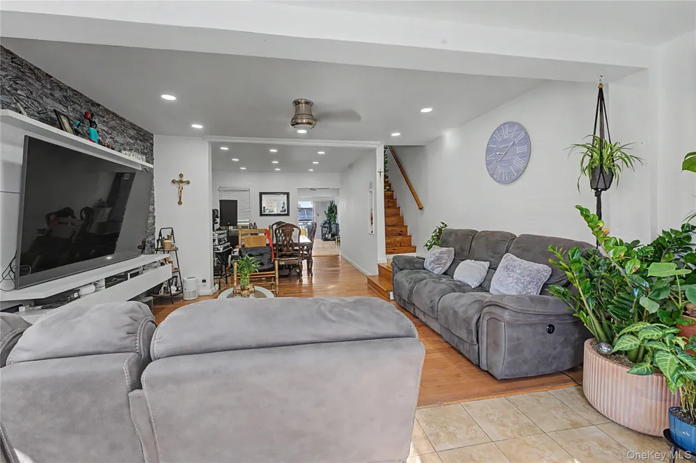 11518 147th Street Jamaica, NY 11436