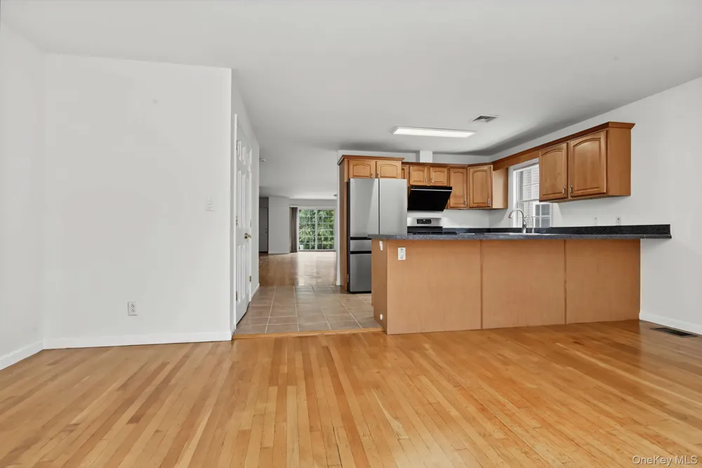 120 Woodruff Avenue Scarsdale, NY 10583